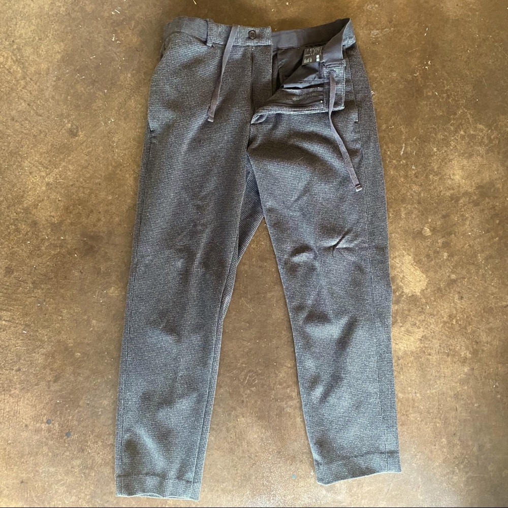 Uniqlo Cropped Pants